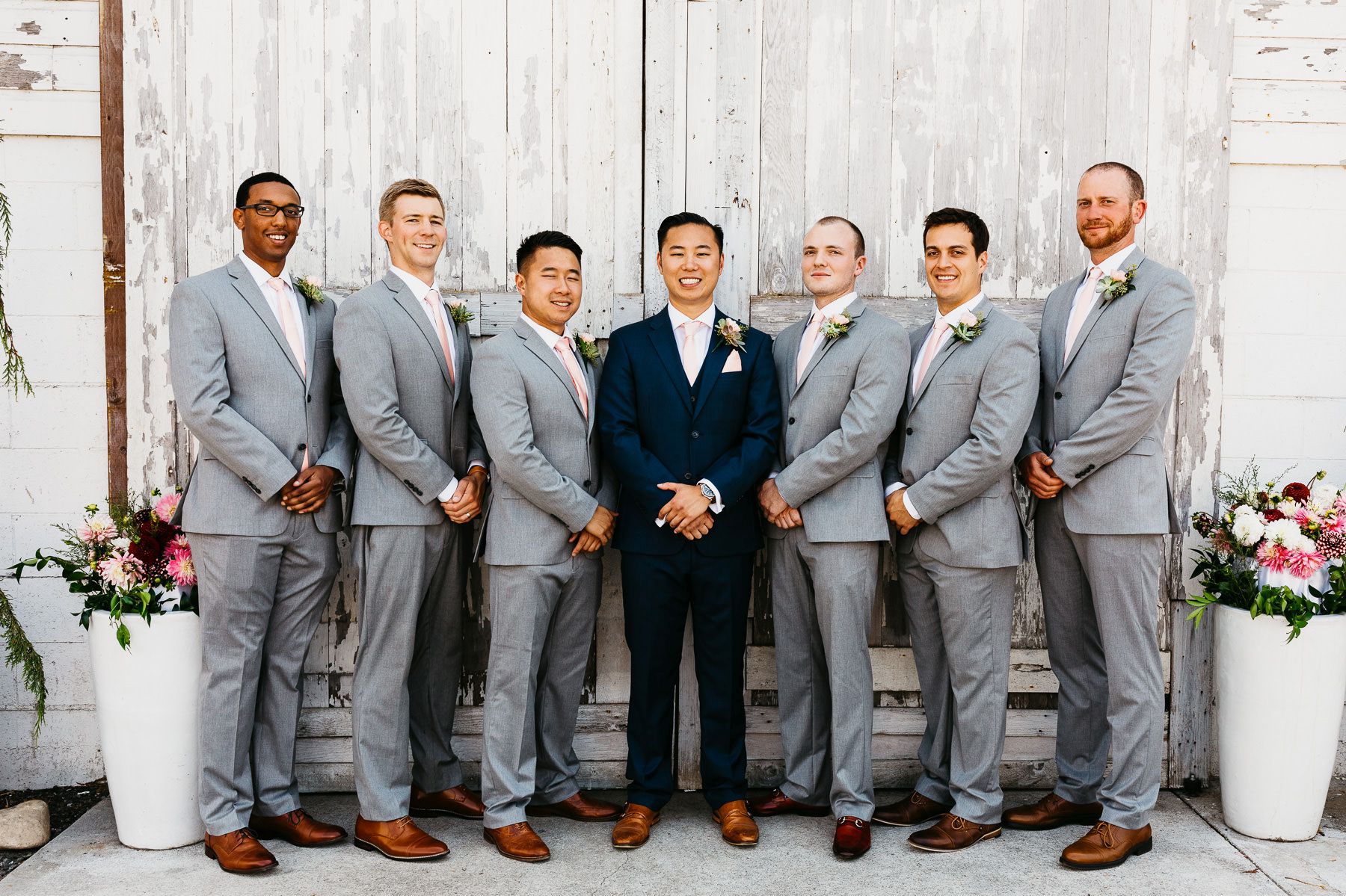 dairyland wedding barn door bridal party