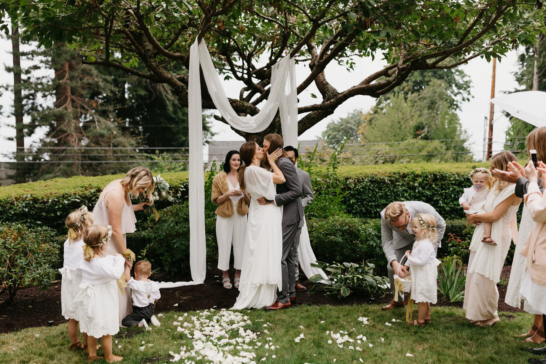 small backyard wedding seattle