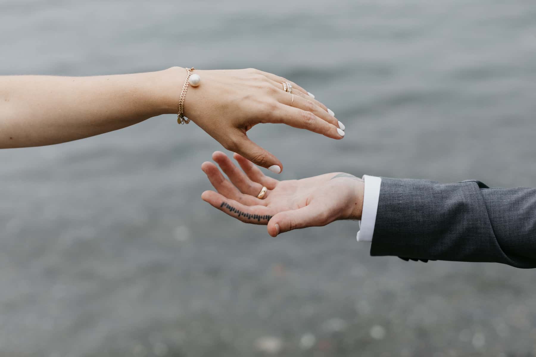 small backyard wedding seattle