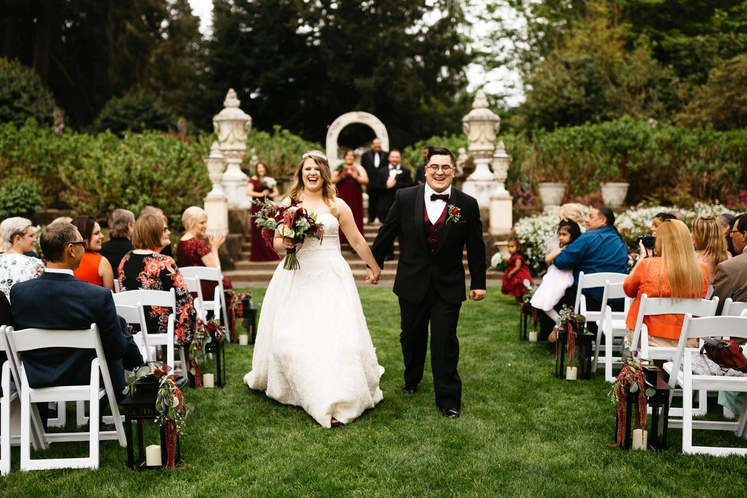 thornewood castle outdoor wedding ceremony