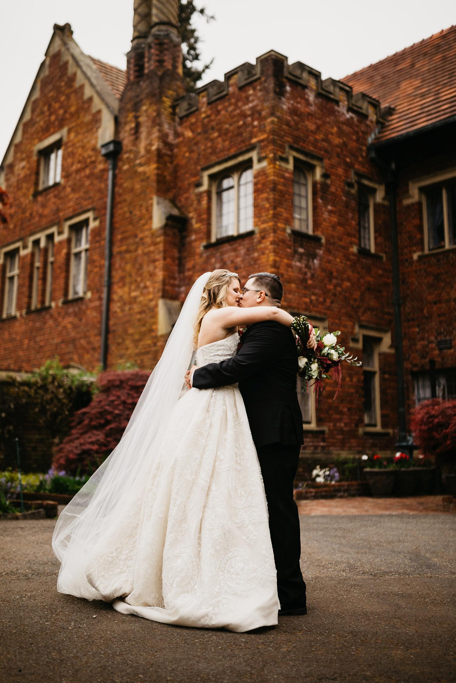 thornewood castle wedding portrait