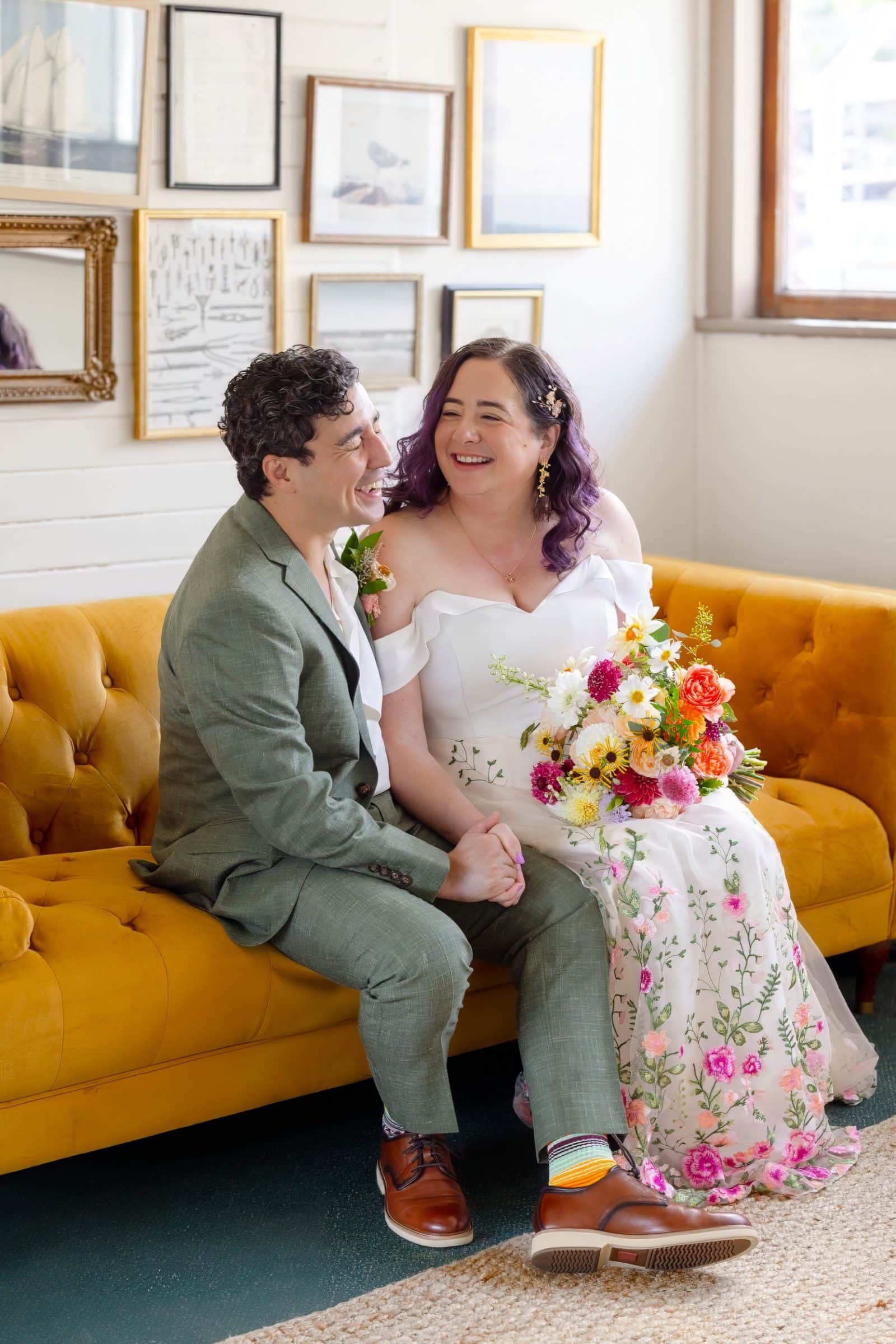 candid true color wedding photography
